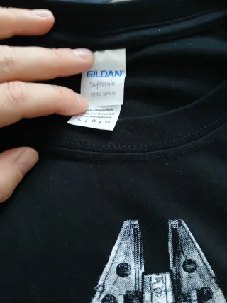 Camiseta negra Halcón Milenario Star Wars. Talla L