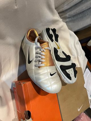 Botas Futbol Nike Total 90 III Oro/Plata