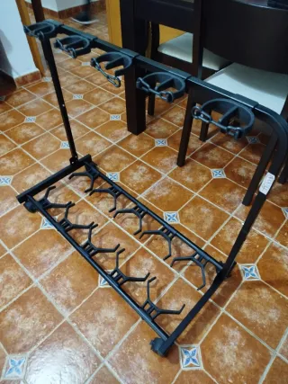 Supporto Rocktile per 5 chitarre