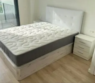 Cabeceros polipiel y madera