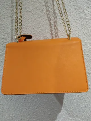Bolso Guess Naranja Cadena Dorada