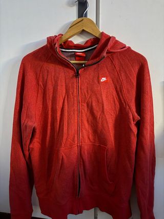 Sudadera Nike con cremallera