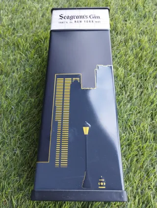 Caja metálica Seagram's Gin