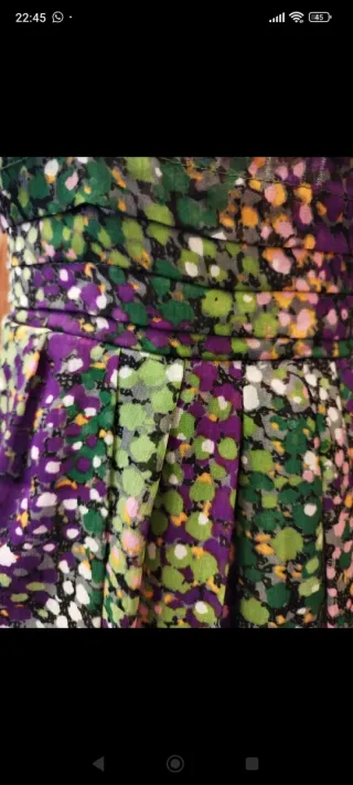 Vestido Midi Estampado Verde y Morado con Escote V