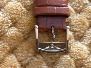 CORREA DE RELOJ DE PIEL MARRÓN