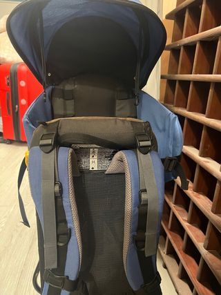 Mochila portabebés de montaña