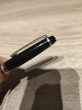 Bolígrafo Montblanc Negro y Dorado