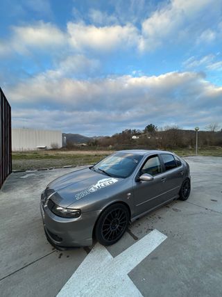 SEAT Leon 2004