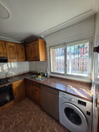 Muebles de cocina. Sólo en mano