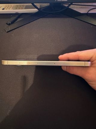 iPhone 16 Pro Max Natural Titanium 256gb