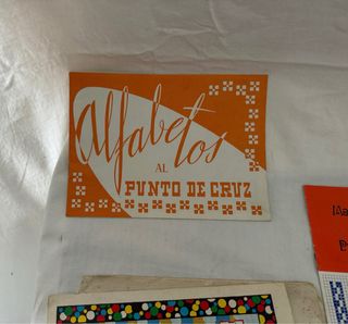 9 revistas antiguas punto de cruz