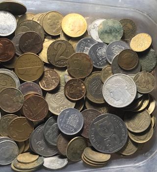 Lote 1kg Monedas Variadas + Regalo