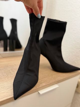 Botines Zara Negros Tacón