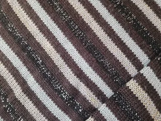 Jersey de rayas oscuras manga larga