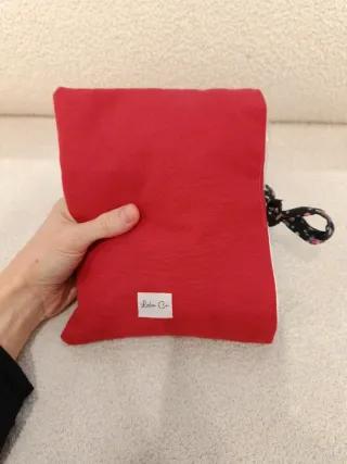 Funda libro lazo flores roja