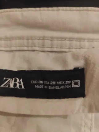 Pantalón cargo Zara color beige