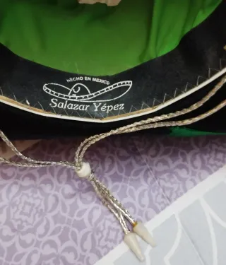 Sombrero Mariachi Mexicano Original multicolor.