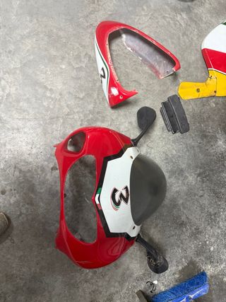 Carenado Aprilia RS 125 culo avispa