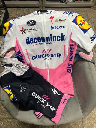 Conjunto Ciclismo Quick Step Vermarc Giro