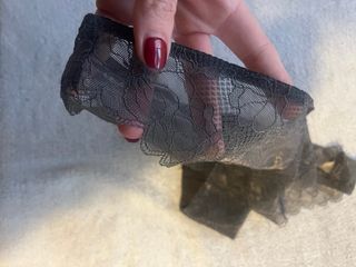 Braguitas brasileñas de encaje grises