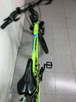 Bicicleta Rockrider ST 500 Verde