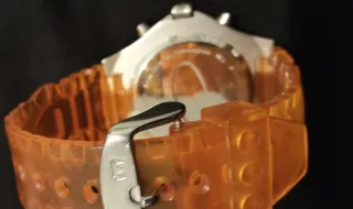 Reloj TechnoMarine Cronógrafo Diamantes Naranja