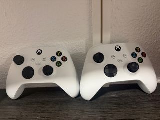 Vendo o cambio Consola XboxSeries S 512GB2 Mandos