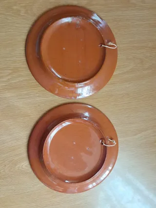Platos decorativos de cerámica