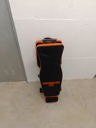 Banco de pesas y ejercicios