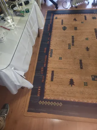 Alfombra arabe beige y marrón