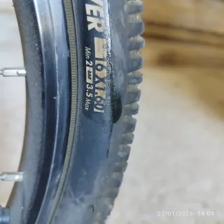 Bicicleta azul sin usar ,