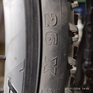 Bicicleta azul sin usar ,