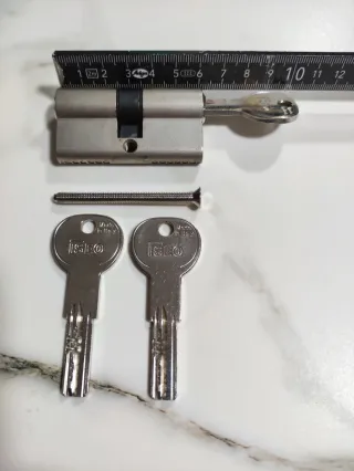 Bombín Seguridad ISEO 30x30mm + 3 Llaves