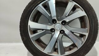 Peugeot 9678398277 juego de llantas 2008 2111177