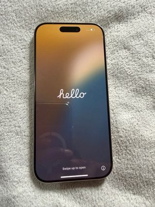 iPhone 16 Pro Gris/Plata