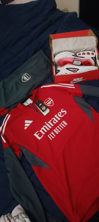 Conjunto Adidas y Zapatillas Nike Air max