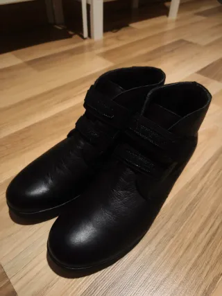 Botines Pekas cuña mujer negros con pelo