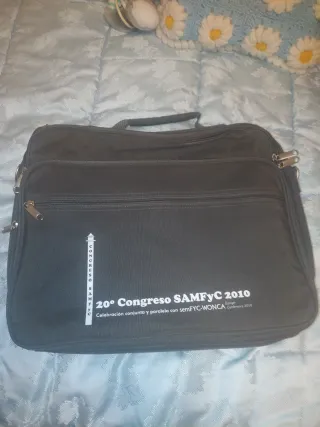 Maletín negro para trabajo