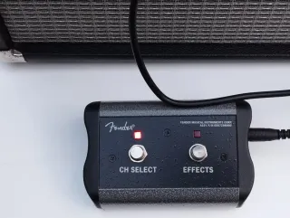 Amplificador Fender Champion 100