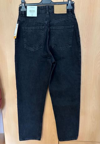 Vaqueros mon de H&M (Talla 36).