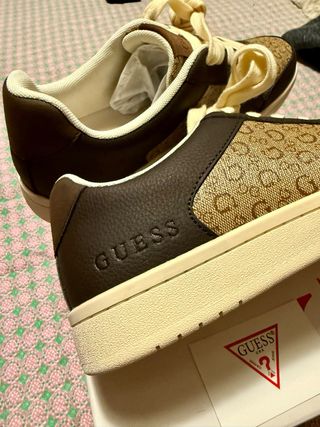 Sneakers Guess Leaton T43 Nuevas