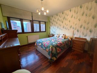 PISO 4 DORMITORIOS, 2 BAÑOS, PLAZA DE GARAJE Y Tº