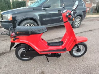 Derbi Scoot 75 restaurada
