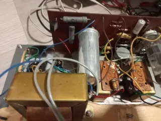 Amplificador estéreo guitarra con 2 válvulas PCL86