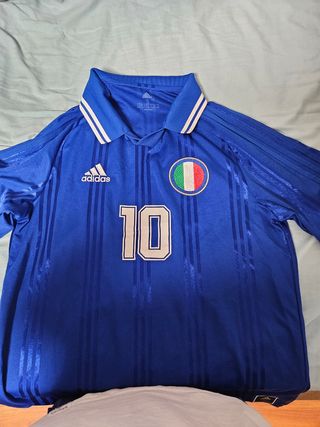 Lote de 2 camisetas de futbol oficiales