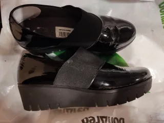 Zapatos cuña Pitillos negros