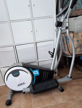 Máquina Elíptica BH Fitness
