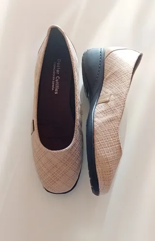 Mocasines Doctor Cutillas Beige Tacon Bajo Mujer