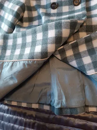 Abrigo cuadros niña