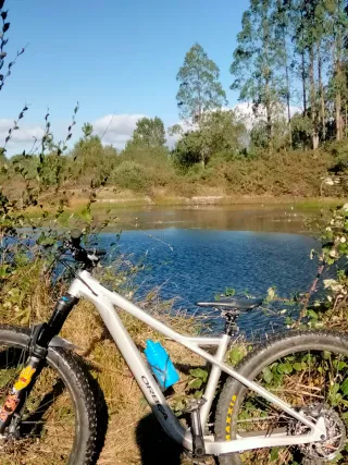 Orbea Laufey H-LTD T-M + regalo !! URGE VENTA!!